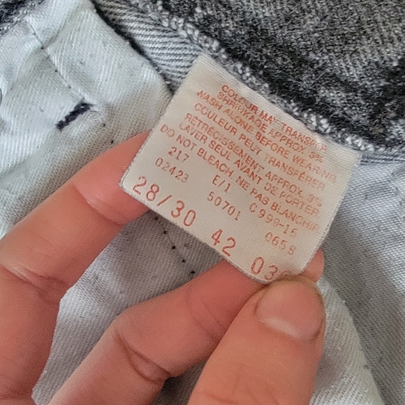 Vintage Black 501 Levi's Jeans - Picture 6 of 8